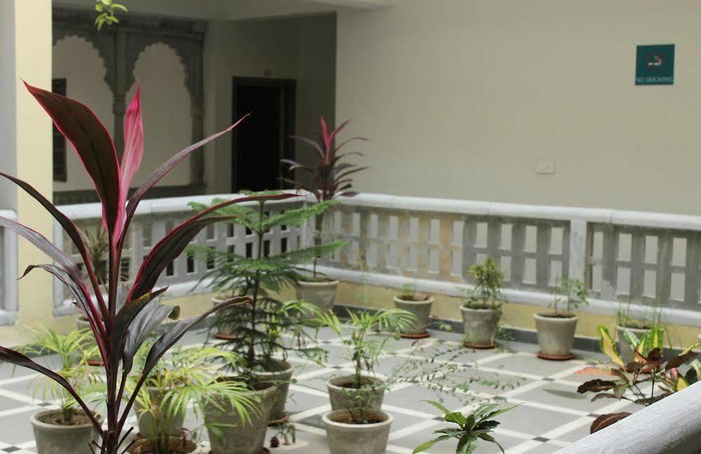 Oyo 1159 Hotel Chandra Prakash Udaipur Kültér fotó