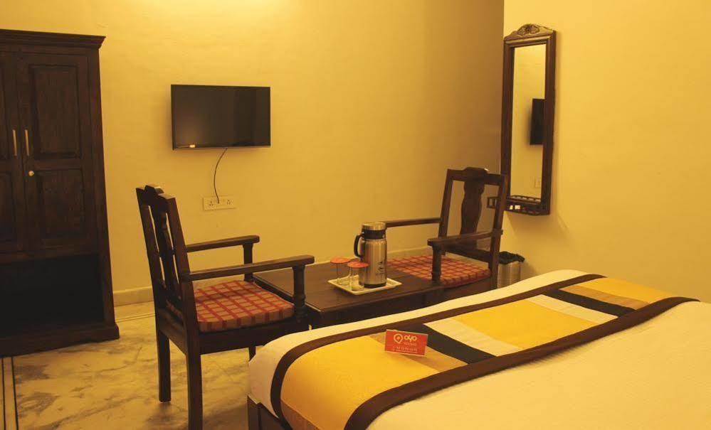 Oyo 1159 Hotel Chandra Prakash Udaipur Kültér fotó
