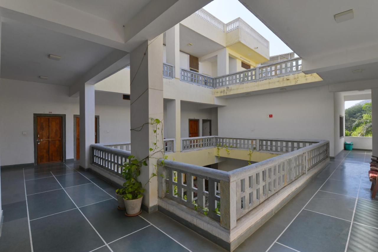 Oyo 1159 Hotel Chandra Prakash Udaipur Kültér fotó